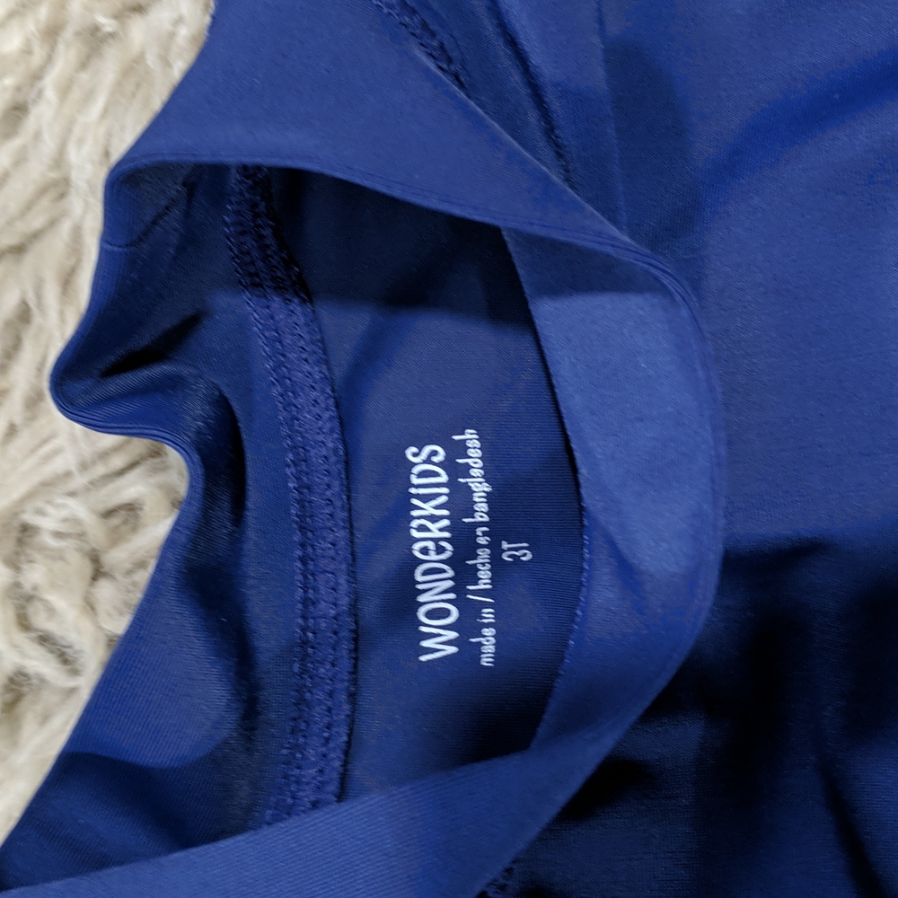 ▪️5/$20 Rashguards Tops 3/4 - Picture 5 of 6